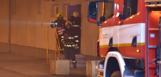 V hotelu Thermal zasahovalo deset jednotek hasičů z Karlovarského kraje.