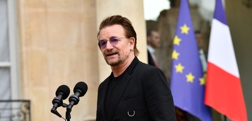 Bono, frontman skupiny U2.