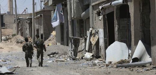 Město poničené válkou, Sýrie.