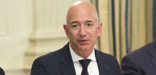 Zakladatel internetového obchodu Amazon Jeff Bezos.