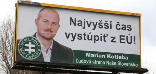 Billboard s Mariánem Kotlebou.