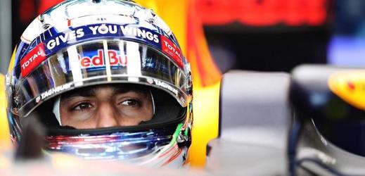 Závodník F1 Daniel Ricciardo. 