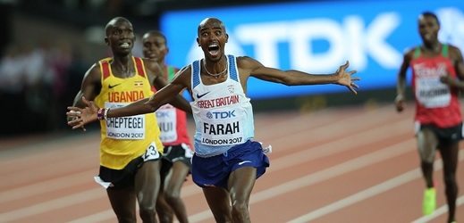 Vytrvalostní běžec Mo Farah při vítězství na MS v Londýně.