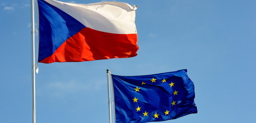 Vlajka České republiky a Evropské unie.