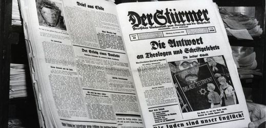 Nacistický týdeník Der Stürmer.
