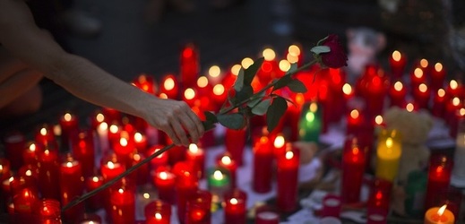 Pieta za oběti útoku v Barceloně.