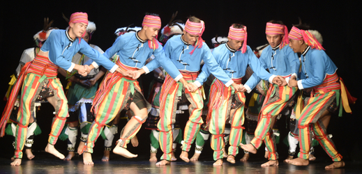 Soubor Taiwan Aboriginal Dancers Culture & Arts Group.