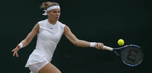 Tenistka Lucie Šafářová se v pondělí stane světovou jedničkou v deblu. 