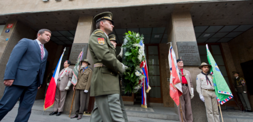 Česko si připomnělo 49 let od invaze ze srpna 1968.