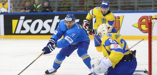 Dva ukrajinští hokejisté mají zastavenou činnost (ilustrační foto).