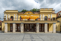 Budova Klicperova divadla v Hradci Králové.