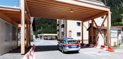Hranice mezi Rakouskem a Itálií.