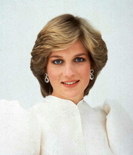 Diana, princezna z Walesu, se narodila 1. července 1961 jako Diana Frances Spencerová v aristokratické rodině Spencerů. 