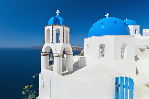 Skutečná podoba kostelů na ostrově Santorini.