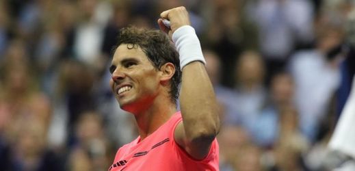 Rafael Nadal je po vyřazení Rogera Federera největším favoritem na celkové vítězství.