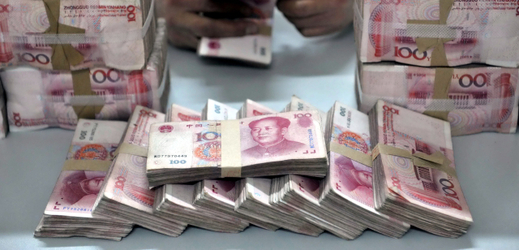 Někteří čínští vývozci si stěžují na ztráty kvůli růstu kurzu jüanu (ilustrační foto).