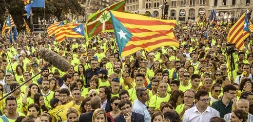 Volání po nezávislosti při oslavách Dne Katalánska.