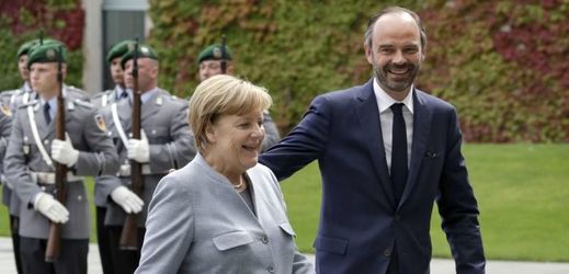 Německá kancléřka Angela Merkelová a francouzský premiér Édouard Philippe.