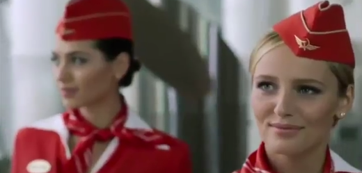 Letušky z reklamy společnosti Aeroflot. 