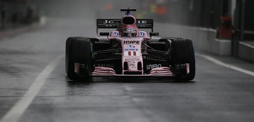 Pilot vozu Force India Sergio Peréz při Velké ceně Itálie.