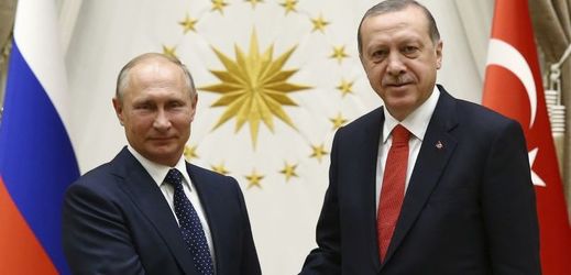 Turecký prezident Recep Tayyip Erdogan a jeho ruský protějšek Vladimír Putin.