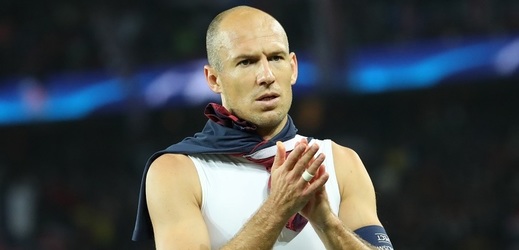 Zklamaný Arjen Robben po porážce v Paříži.