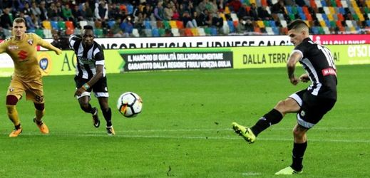 Fotbalisté Udinese porazili Janov díky třem penaltám.