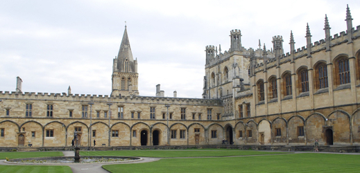 Oxfordská univerzita.