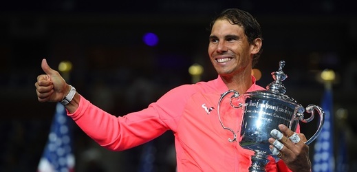 Tenista Rafael Nadal slaví svůj třetí triumf na turnaji US Open.