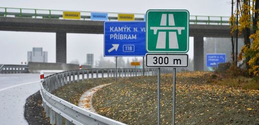 Nový úsek dálnice D4. 