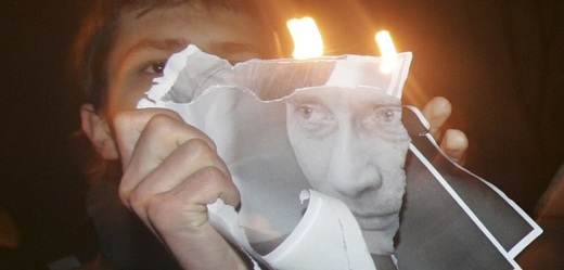 Protest proti ruskému prezidentovi Vladimiru Putinovi v běloruském Minsku.