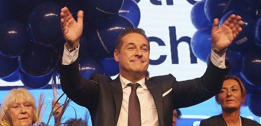 Šéf rakouské Svobodné strany Rakouska (FPÖ) Heinz-Christian Strache. 