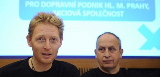 Karel Janeček (vlevo) a Jan Kraus, zakladatelé Nadačního fondu proti korupci. 