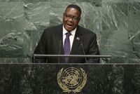  Prezident Malawi Peter Mutharika.