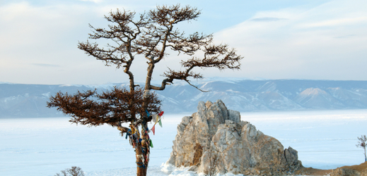 Jezero Bajkal v zimě.