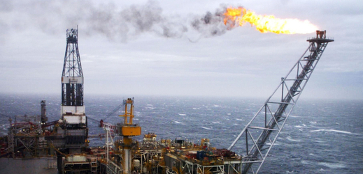 Těžba ropy v Severním moři.