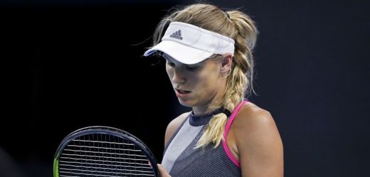 Caroline Wozniacká poslední zápas ve skupině nezvládla, postup do semifinále však už měla jistý.