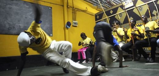 Bojové umění capoeira.