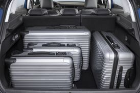 Variabilní zavazadlový prostor pojme pořádnou nálož bagáže.