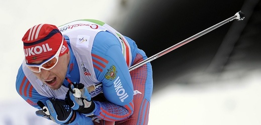 Ruský závodník Alexandr Legkov dostal za doping doživotní zákaz startu na olympiádě (ilustrační foto).