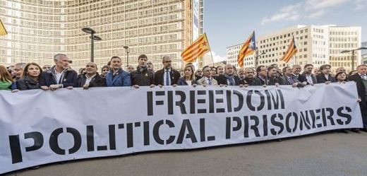 Demonstrace katalánských starostů.