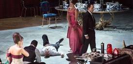 Snímek z představení Anděl zkázy Metropolitní opery v New Yorku.