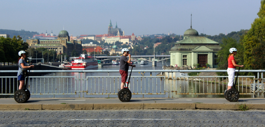 Nejvíce turistů tradičně zamířilo do Prahy.