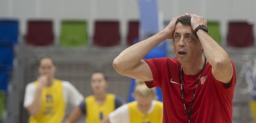 Trenér českých basketbalistek Štefan Svitek (ilustrační foto).