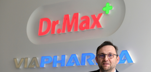 Logo společnosti Dr. Max.