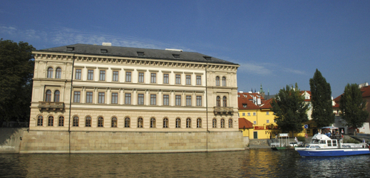 Lichtenštejnský palác na Malé Straně v Praze.