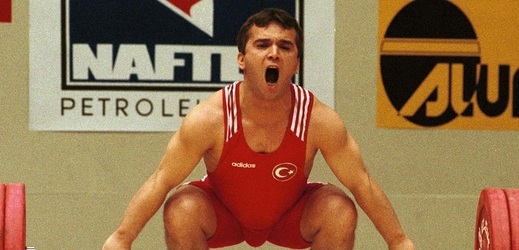 Trojnásobný olympijský šampion ve vzpírání Naim Süleymanoglu dnes zemřel ve věku 50 let (ilustrační foto).