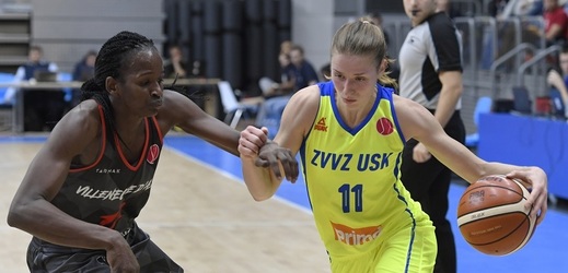 Basketbalistky ZVVZ USK Praha vyhrály i třetí domácí utkání v této sezoně Evropské ligy, když porazily francouzský celek Villeneuve-d'Ascq.