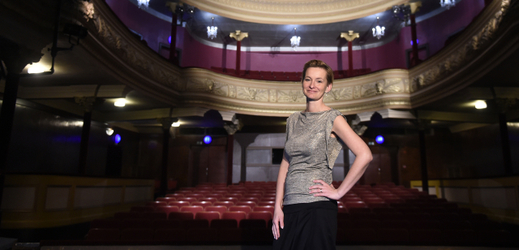 Budoucí ředitelka a současná dramaturgyně táborského Divadla Oskara Nedbala Linda Rybáková.