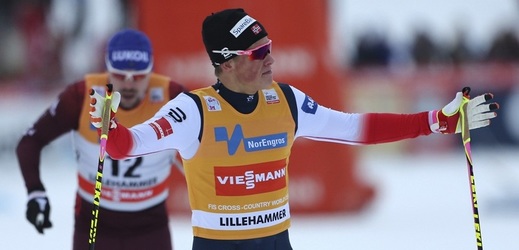 Johannes Hösflot Klaebo ovládl i závod v Lillehammeru.
